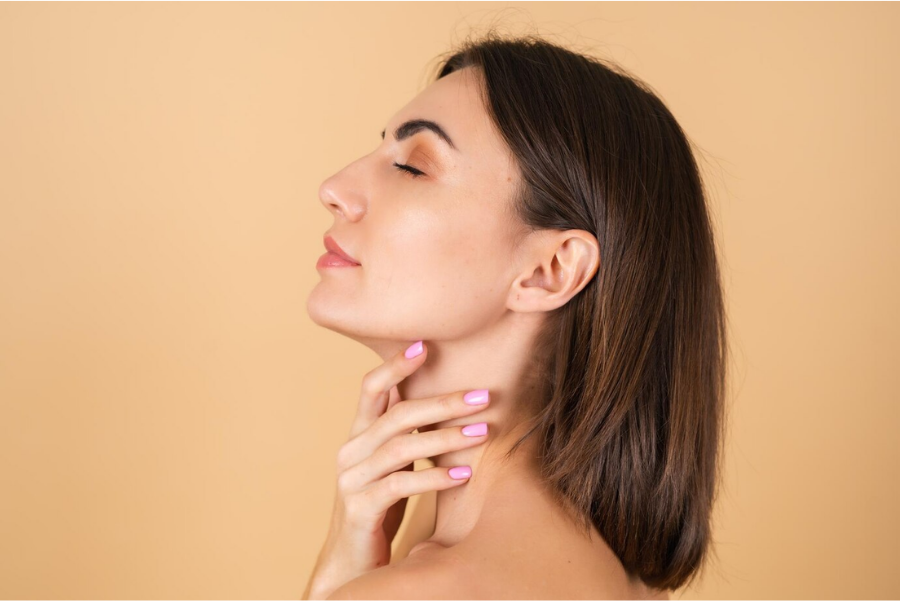 Chin Lipo (Neck Lipo) vs Neck Lift: What's The Difference?