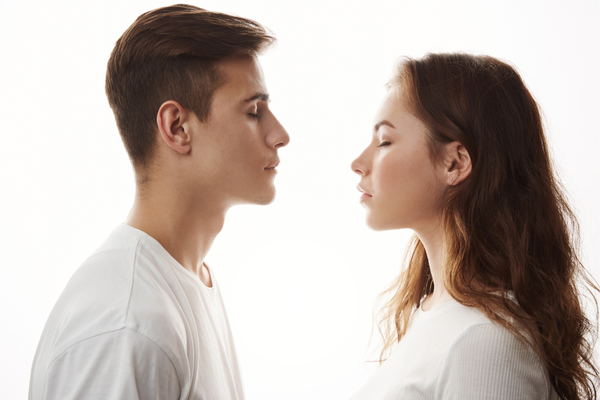 Rhinoplasty for Men vs Women: Key Differences in Approach